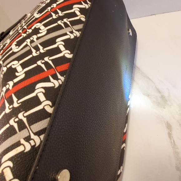 Red,white,black Tote - Picture 4 of 8